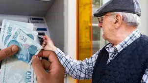 Emeklilere 2024 Aralık Ayı Müjdesi: Rekor Promosyon Yarışı Baş Döndürüyor! - 61Gündem